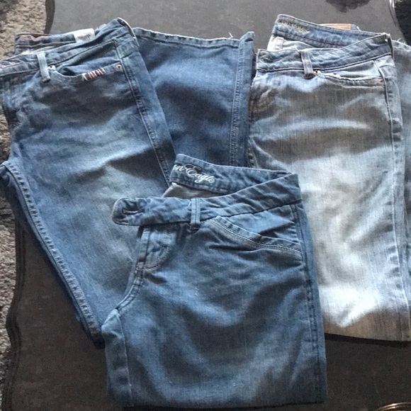 (Bundle of 3)Jeans and capris - Picture 1 of 8